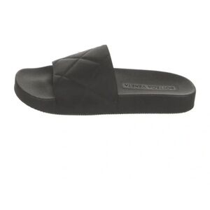 Bottega Veneta Black Quilted Sandals